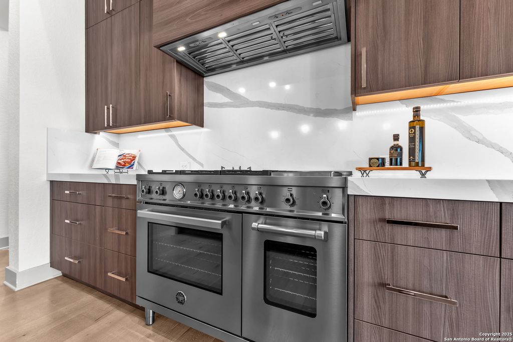 Photo of 23011 Daniel Ridge, San Antonio, TX 78255 (MLS # 1924740)