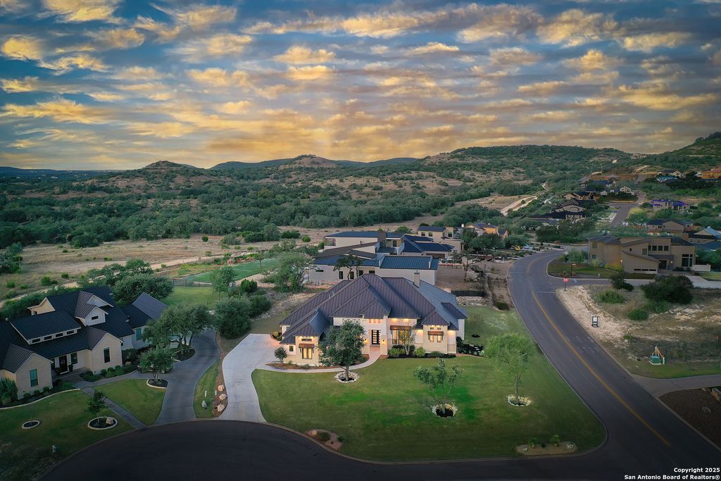 Photo of 23011 Daniel Ridge, San Antonio, TX 78255 (MLS # 1924740)