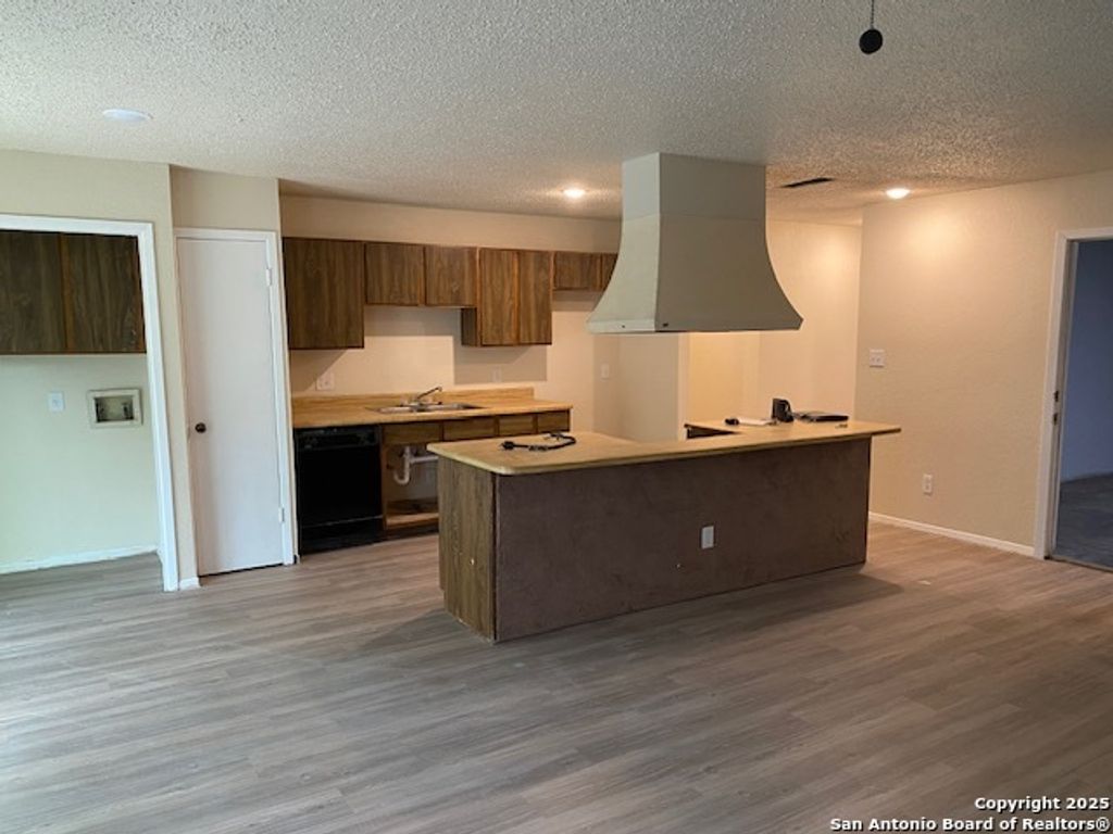 Photo of 6811 Brookfield, San Antonio, TX 78238 (MLS # 1926022)