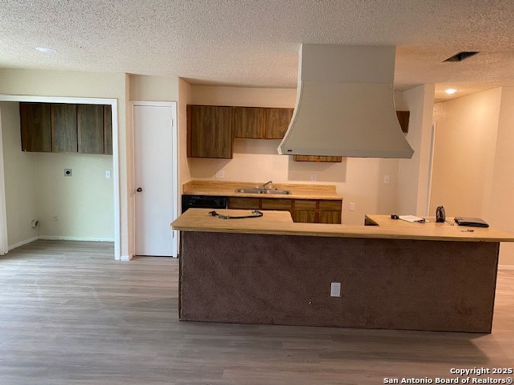 Photo of 6811 Brookfield, San Antonio, TX 78238 (MLS # 1926022)