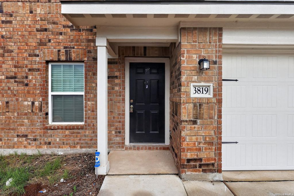 Photo of 3819 LEIGHTON HBR, Von Ormy, TX 78073 (MLS # 1957878)