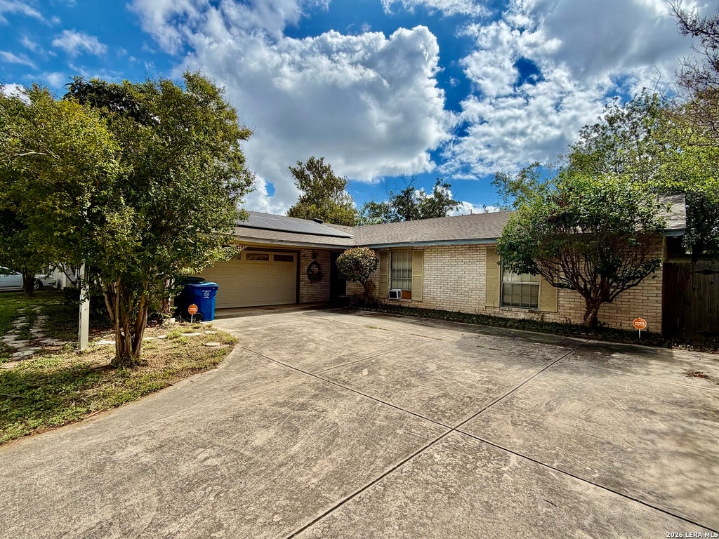 Photo of 6622 Spring Haven, San Antonio, TX 78249 (MLS # 2023833)