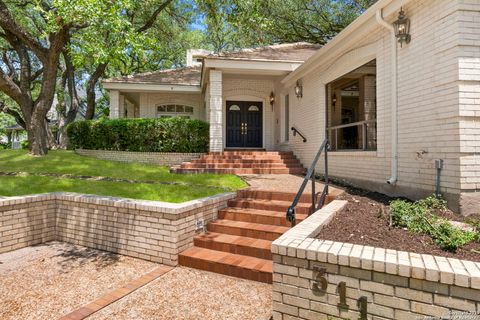 311 Ridge Bluff San Antonio TX 78216