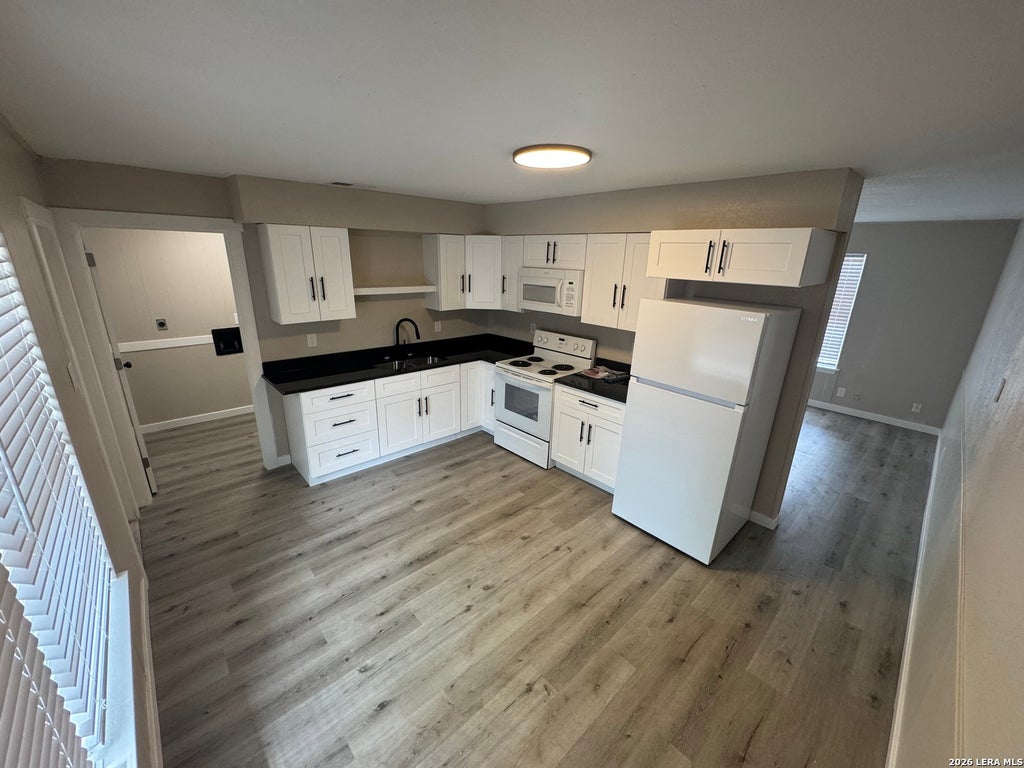 Photo of 101 Avenue G A #A, Converse, TX 78109 (MLS # 1991264)