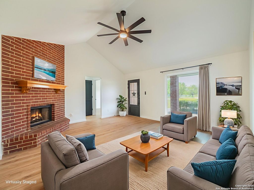 Photo of 268 Cordova Loop, Seguin, TX 78155 (MLS # 1891779)