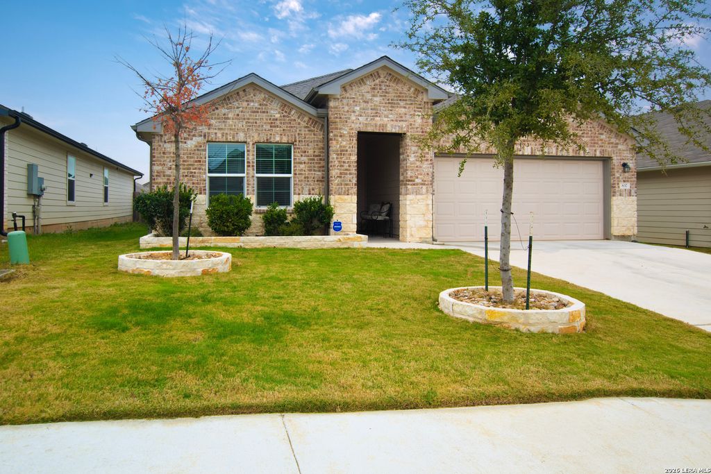 Photo of 837 Indigo Way, Seguin, TX 78155 (MLS # 1937685)