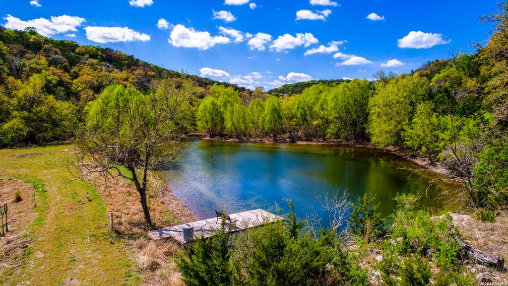 Photo of 150 Coker Hollow, Kerrville, TX 78028 (MLS # 1954920)