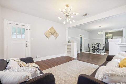 1112 W HUISACHE AVE San Antonio TX 78201