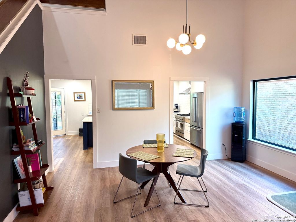 Photo of 3810 Hunters Bow, San Antonio, TX 78230 (MLS # 1914583)