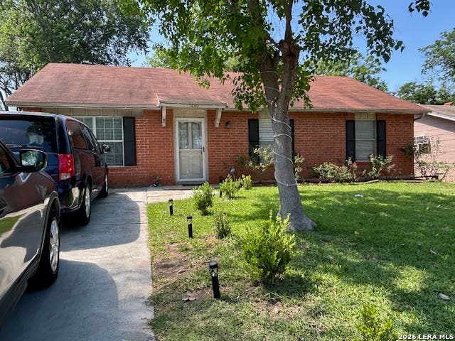 Photo of 12310 Trailing Oaks, Live Oak, TX 78233 (MLS # 1956706)