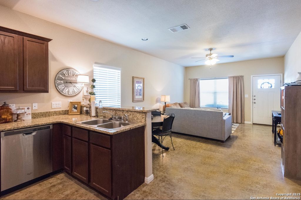 Photo of 657 Orion, New Braunfels, TX 78130 (MLS # 1920239)