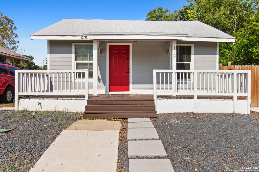 Photo of 1923 Dawson, San Antonio, TX 78202 (MLS # 1922880)