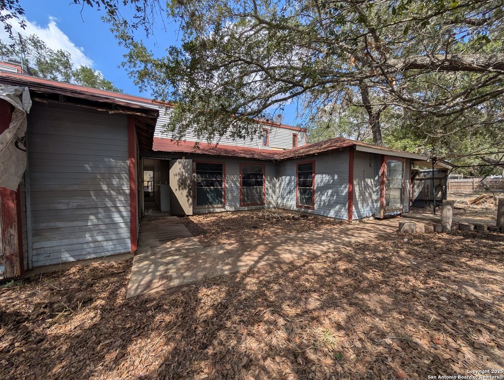 Photo of 169 Peaceful, San Antonio, TX 78264 (MLS # 1913197)
