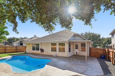 Photo of 112 Storm Mountain Rd, Cibolo, TX 78108 (MLS # 1923077)