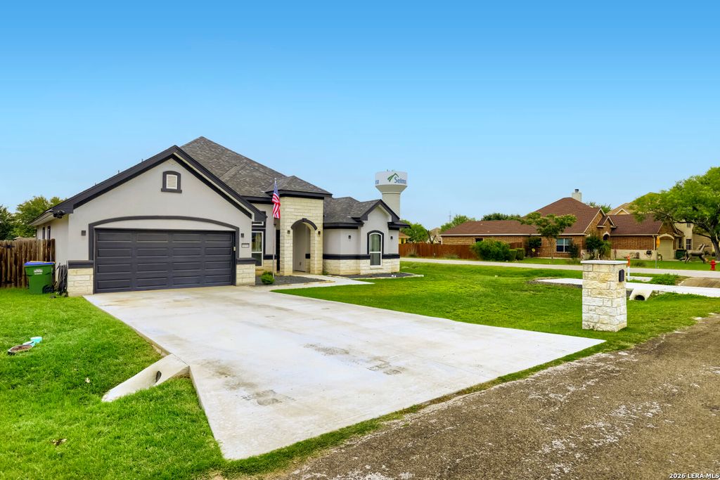 Photo of 15710 Fair Ln, Selma, TX 78154 (MLS # 1972053)