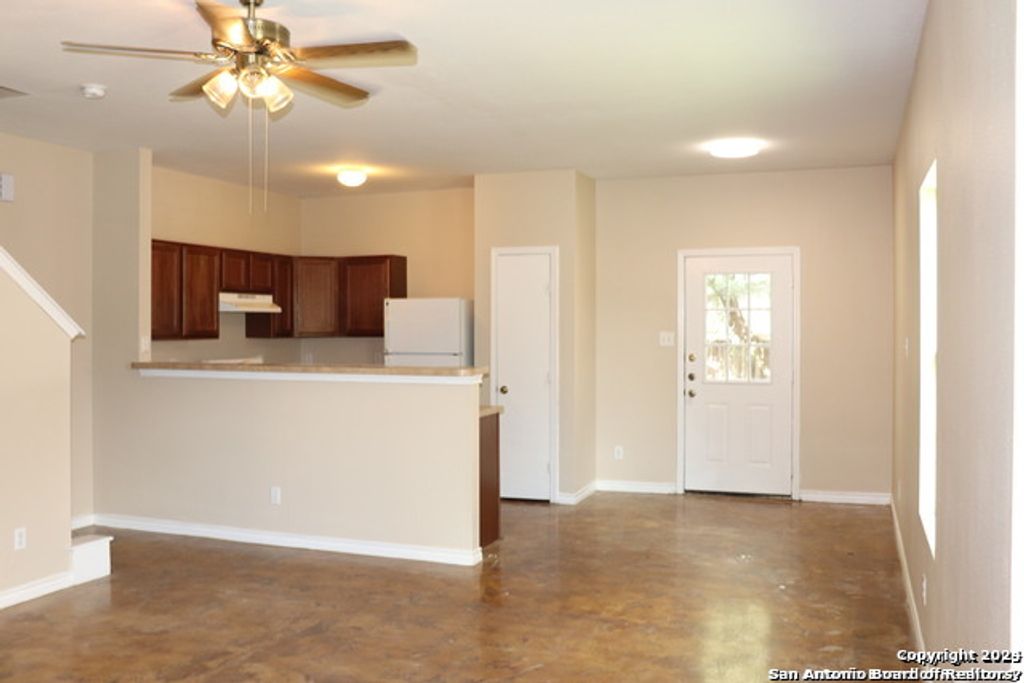 Photo of 8611 Kingsbury View 1 #1, San Antonio, TX 78240 (MLS # 1913119)