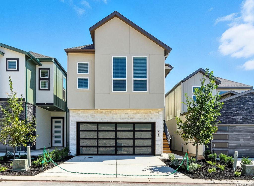 Photo of 20675 Huebner Rd 515 #515, San Antonio, TX 78258 (MLS # 1972286)