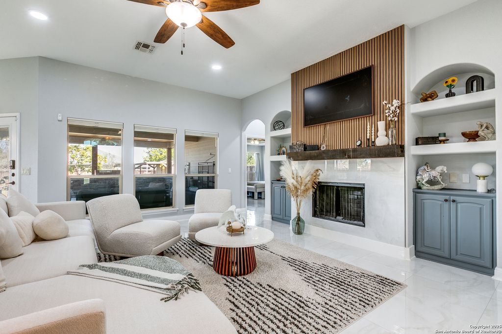 Photo of 2287 Sun Chase, New Braunfels, TX 78130 (MLS # 1921016)