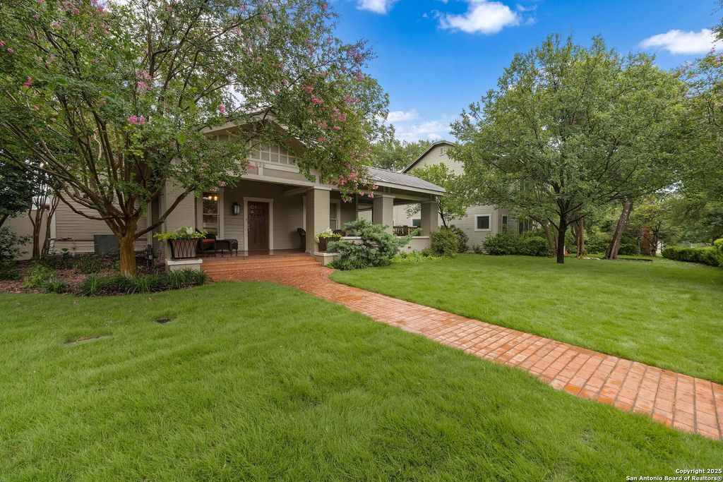 Photo of 929 Cambridge Oval, San Antonio, TX 78209 (MLS # 1881869)
