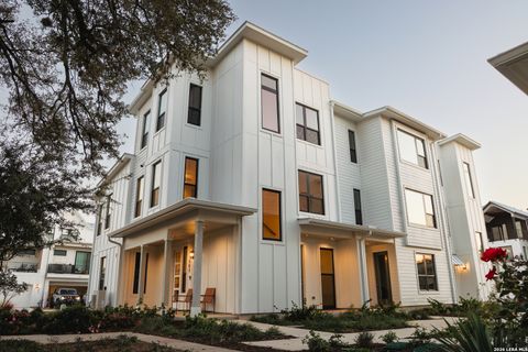 503 Burrus Place San Antonio TX 78210