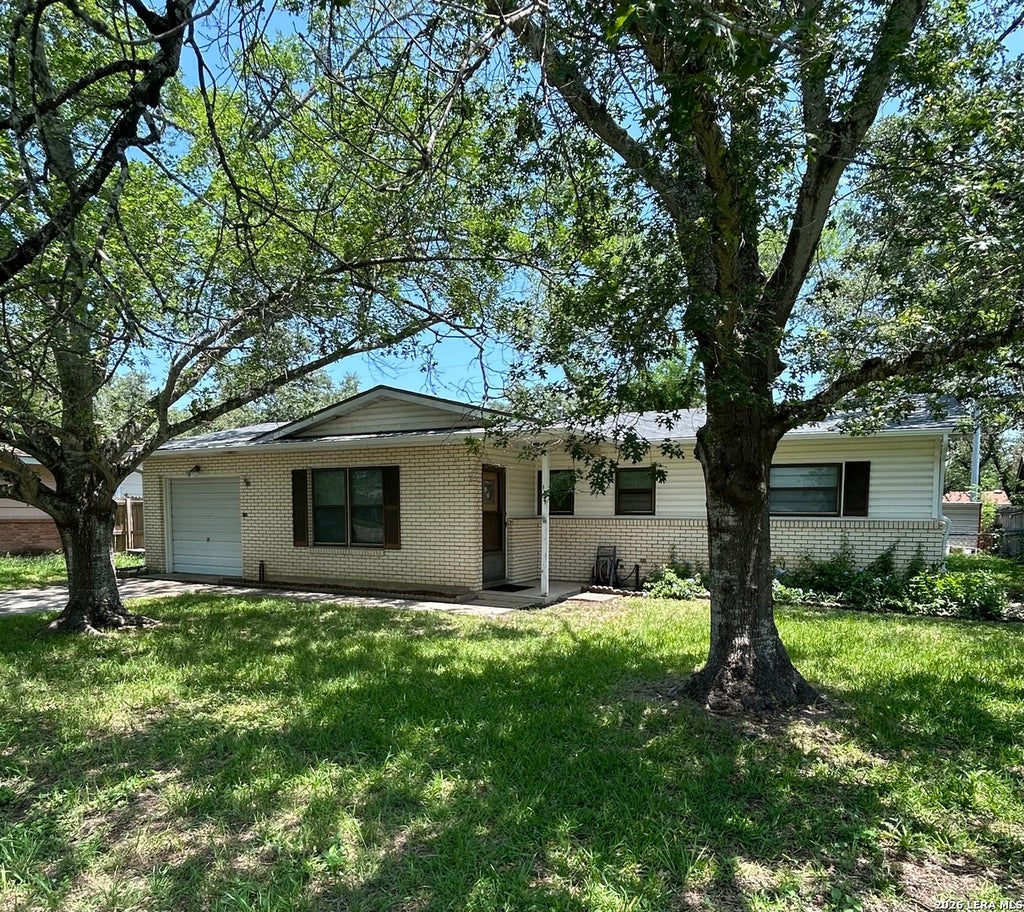 Photo of 134 ROSEWOOD DR, Universal City, TX 78148 (MLS # 1968252)