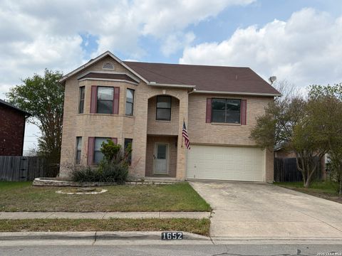 Property photo of 1652 Willow Top Dr, Schertz, TX 78154