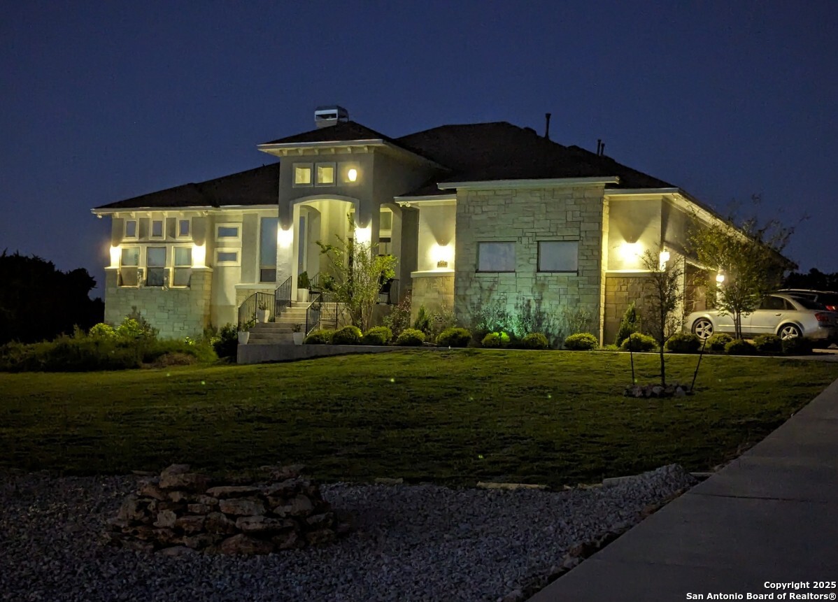 1234 Smoky Loop