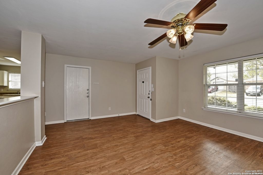 Photo of 10727 N Shaenridge, San Antonio, TX 78254 (MLS # 1972490)