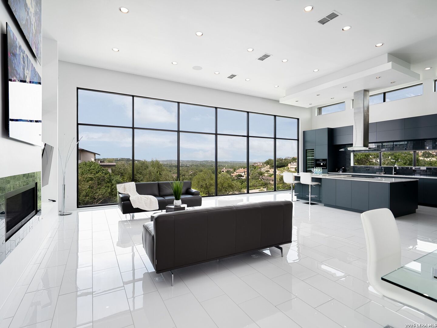 10015 Ivory Canyon