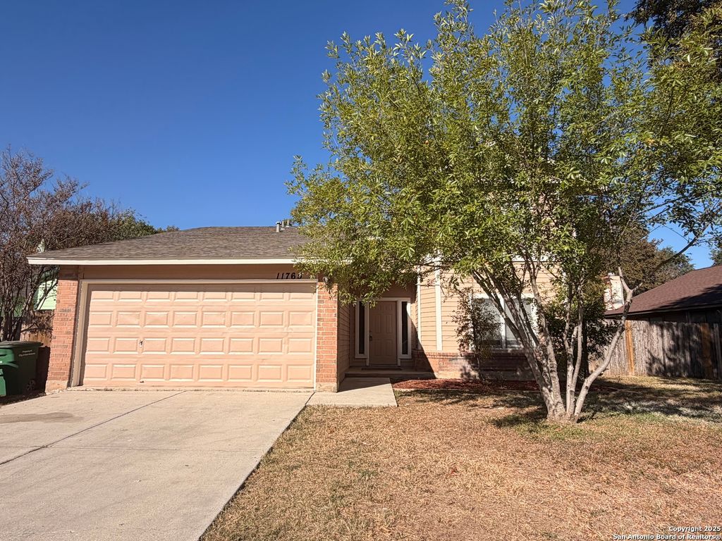 Photo of 11759 spring rain, San Antonio, TX 78249 (MLS # 1922122)