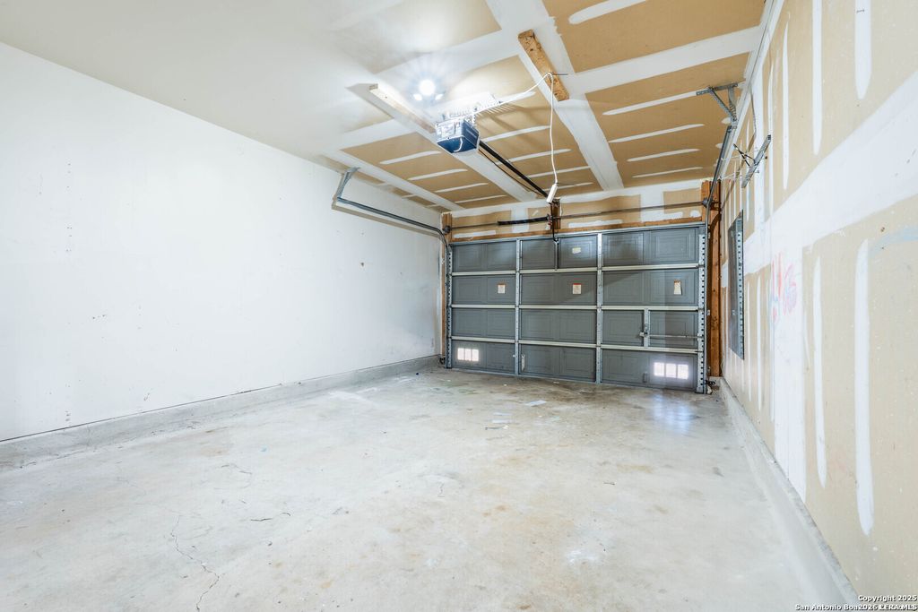 Photo of 10112 Sunset, San Antonio, TX 78245 (MLS # 1953252)