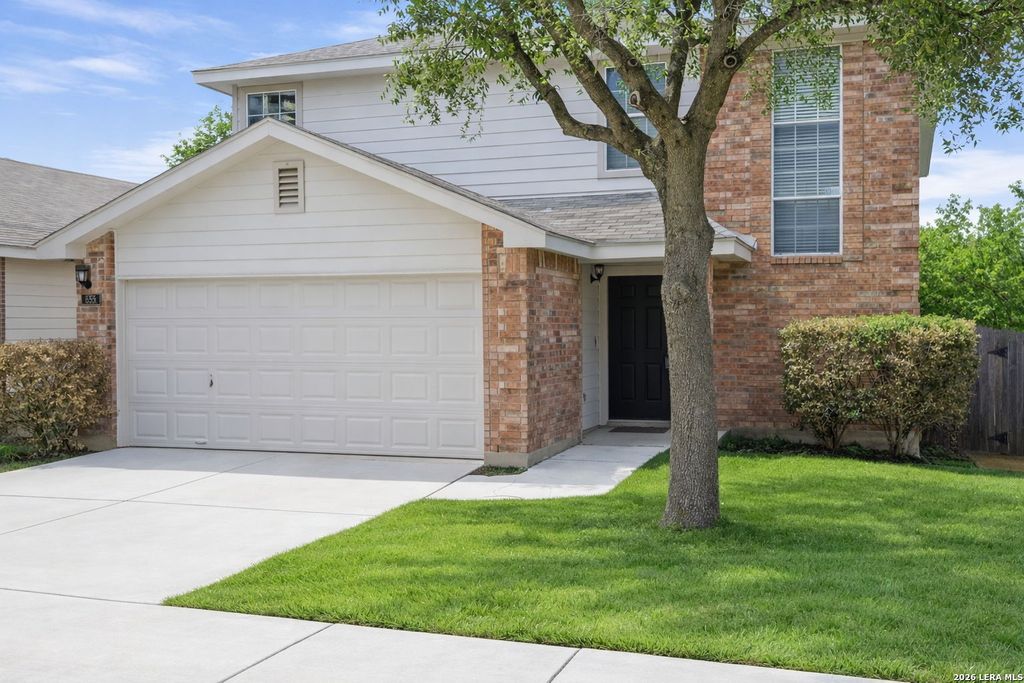 Photo of 655 RATTLER BLUFF, San Antonio, TX 78251 (MLS # 1956987)