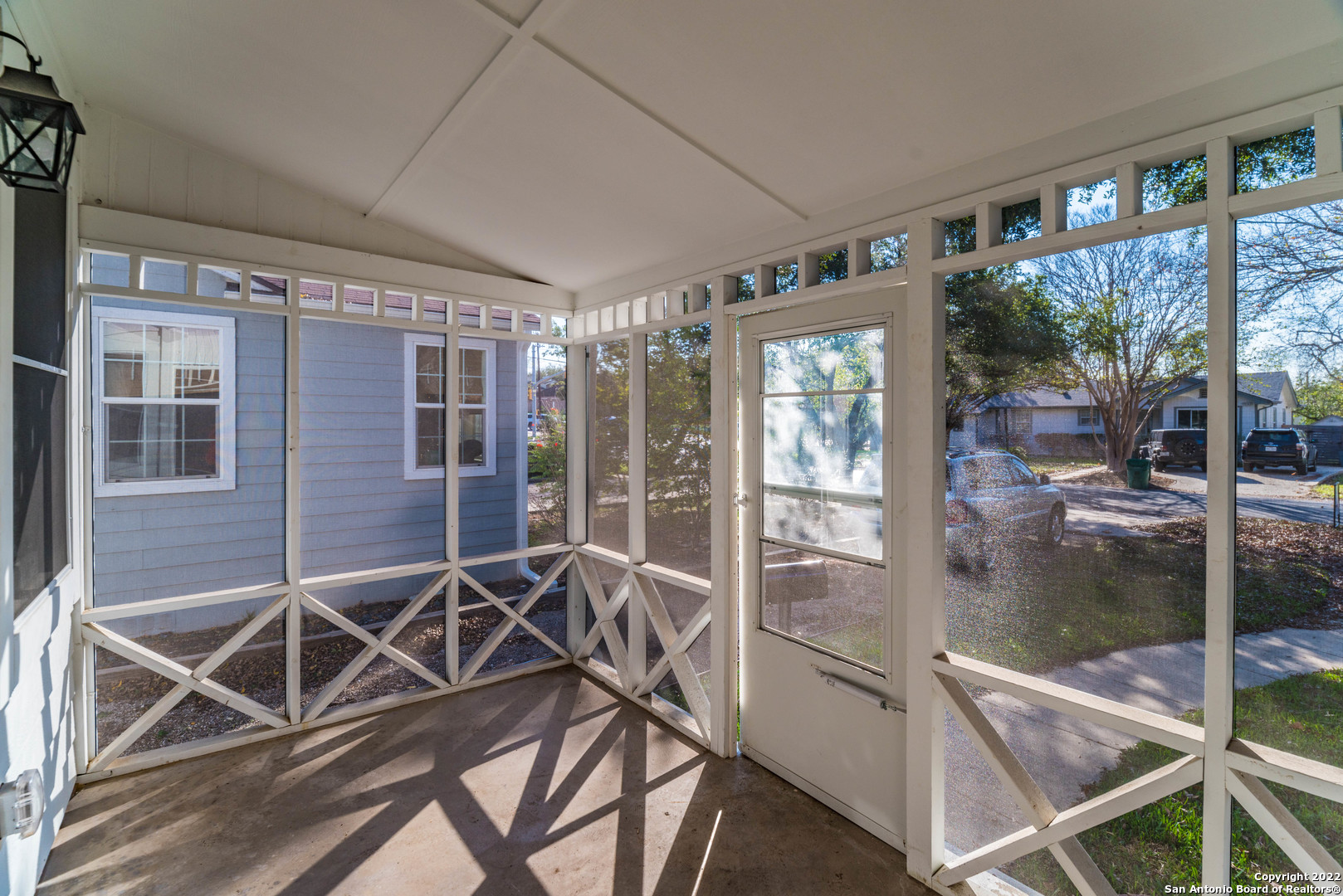351 REDWOOD ST