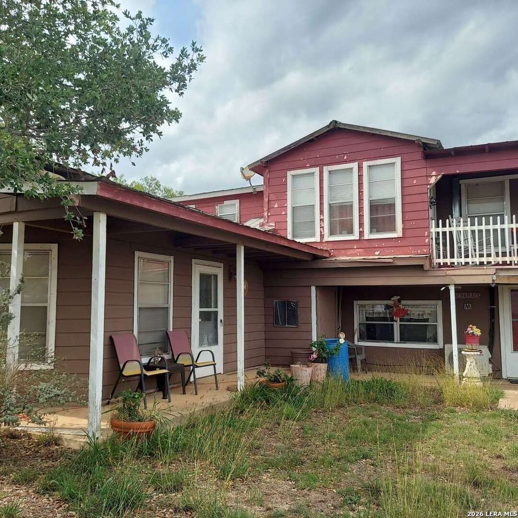 Photo of 387 MILLS RANCH RD, Pleasanton, TX 78064 (MLS # 1961124)