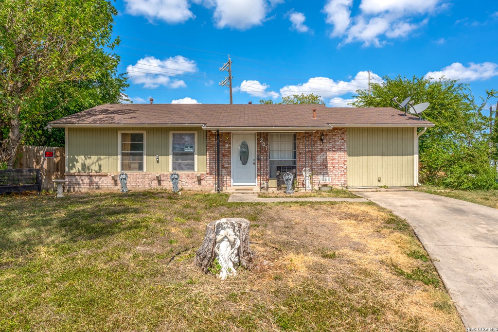 Photo of 207 Lynhaven, San Antonio, TX 78220 (MLS # 2024233)