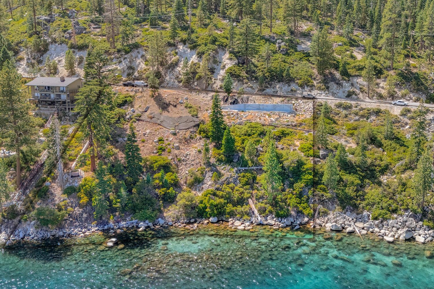 447 Lakeshore Boulevard