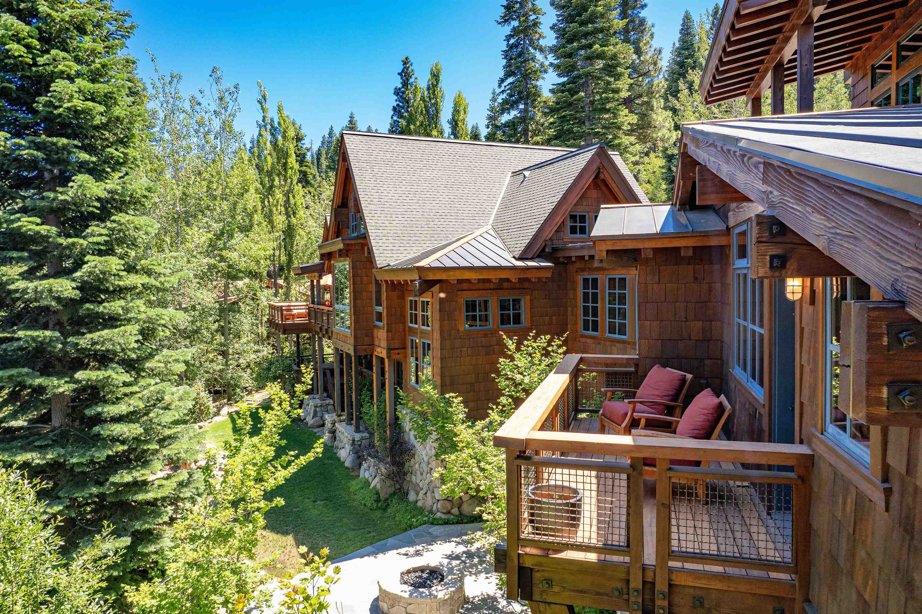 2221 Silver Fox Court