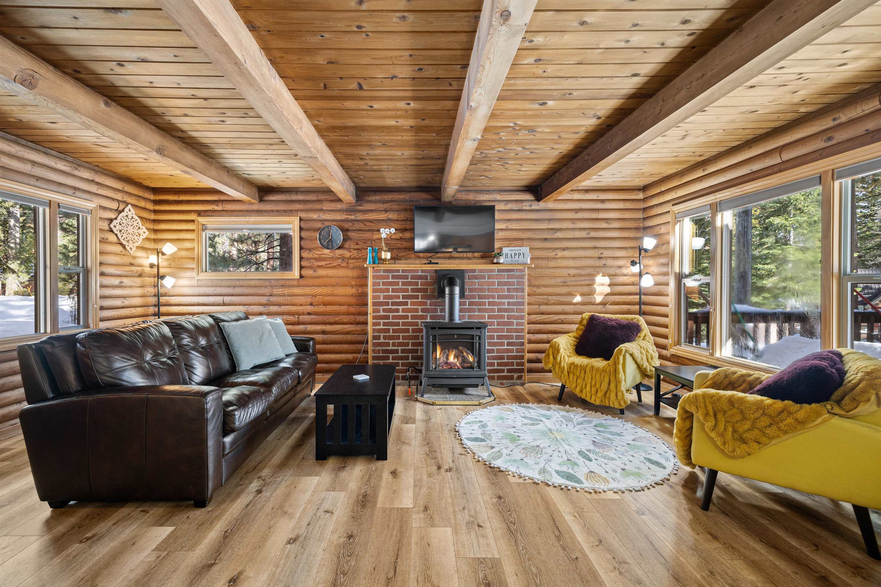 312 Snowflake Avenue