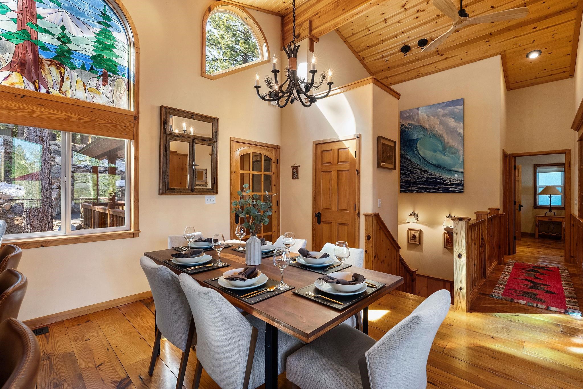 12987 Hillside Drive