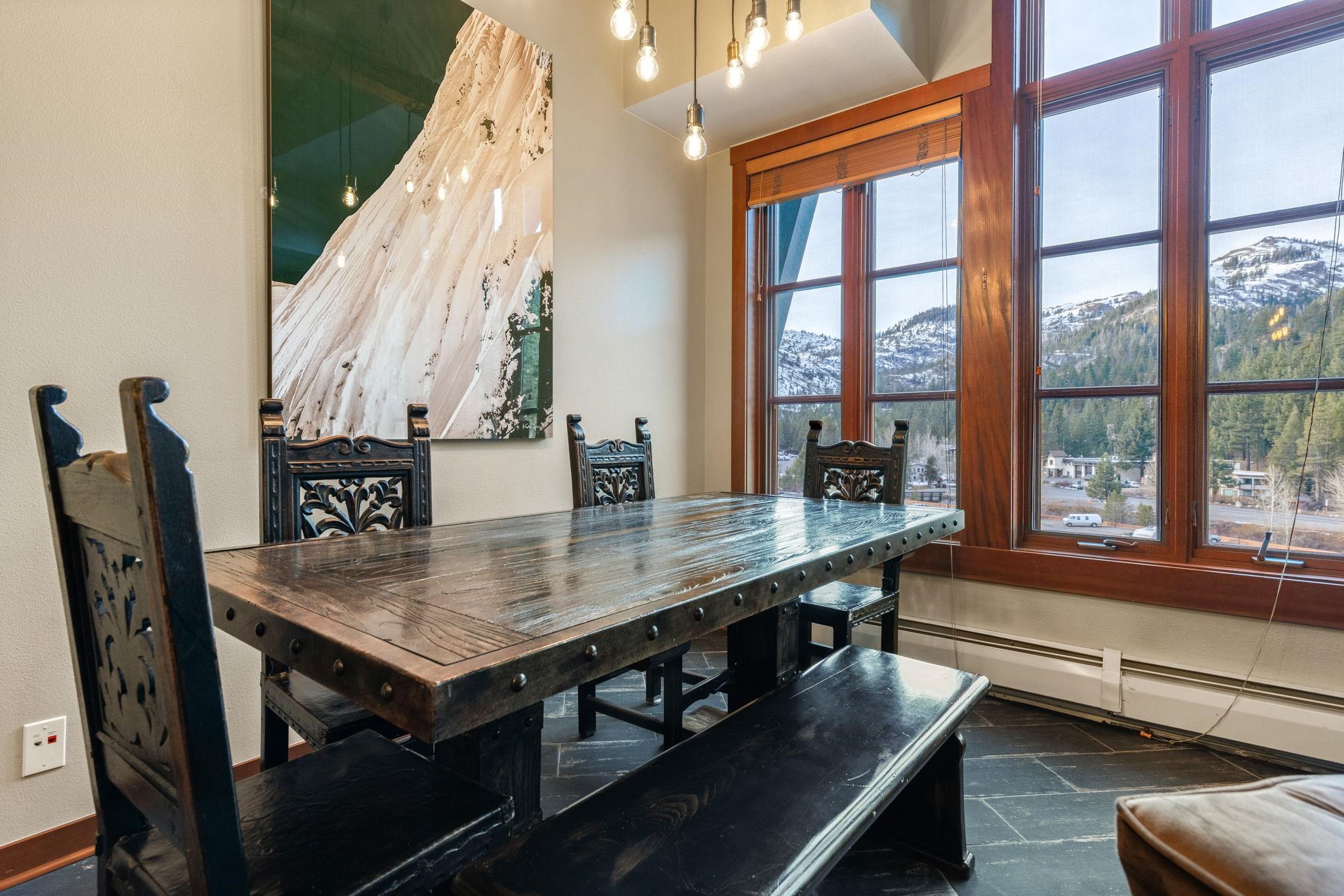 1850 Village South Road 4-417 (417 West)