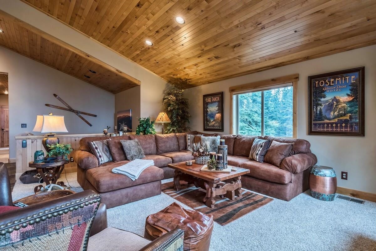 11410 Skislope Way
