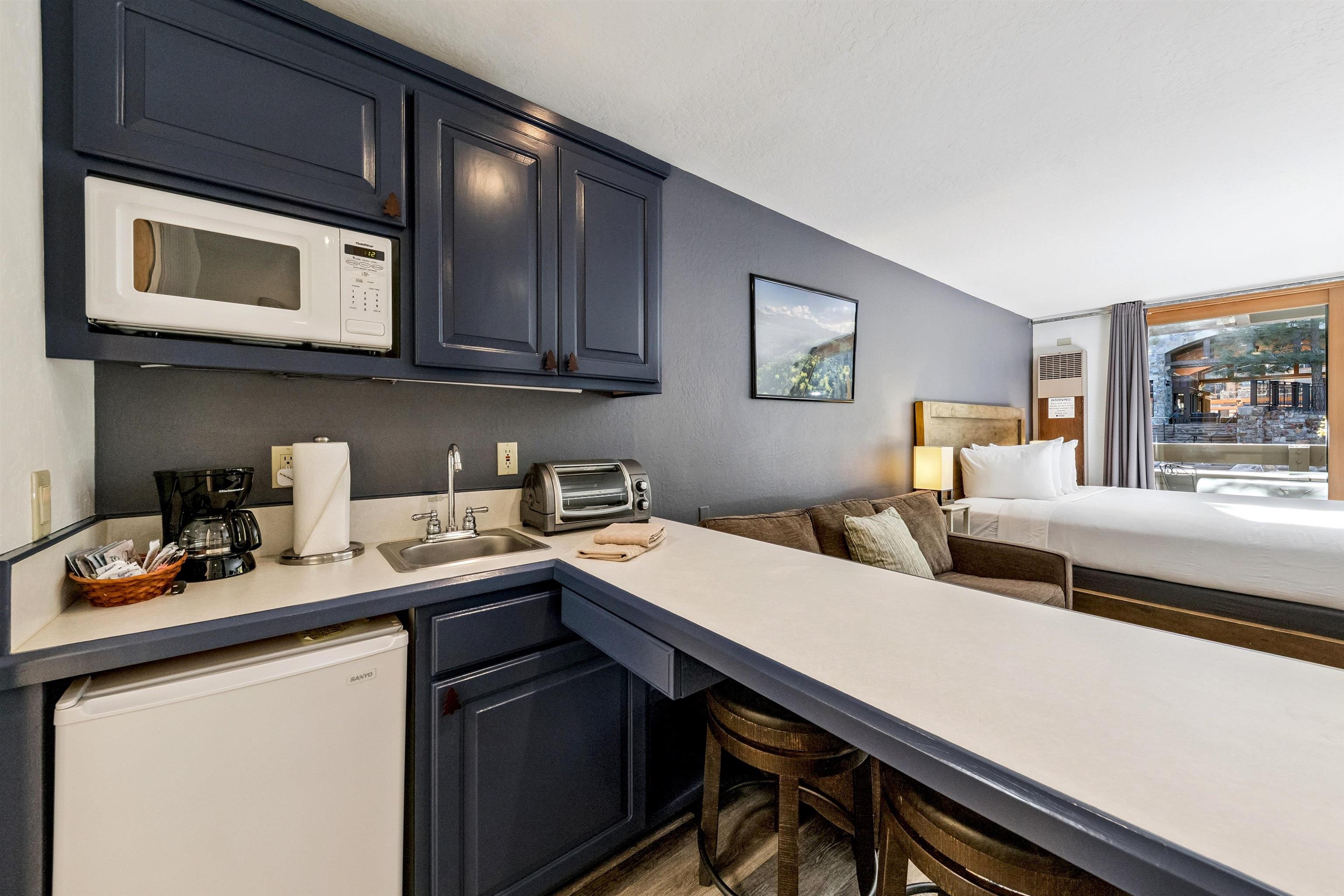 2000 North Village Drive 234