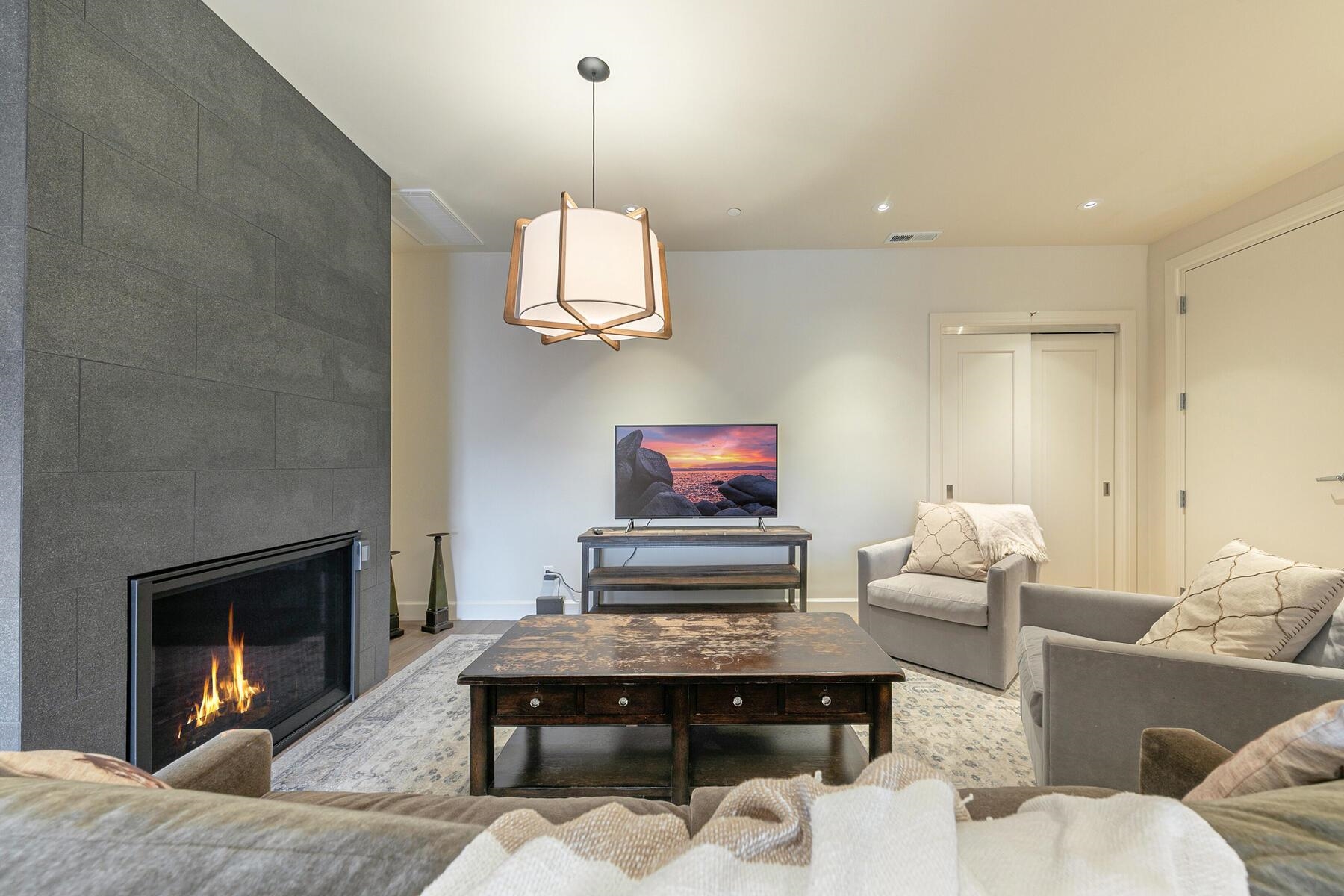 12313 Soaring Way 3C