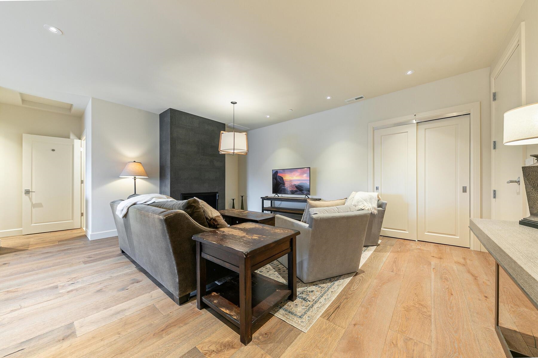 12313 Soaring Way 3C