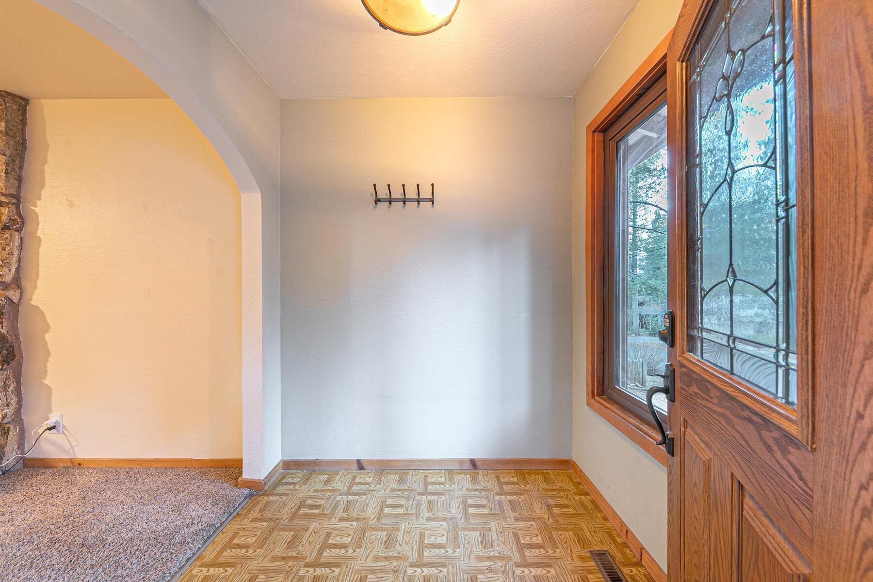 12438 Greenwood Drive