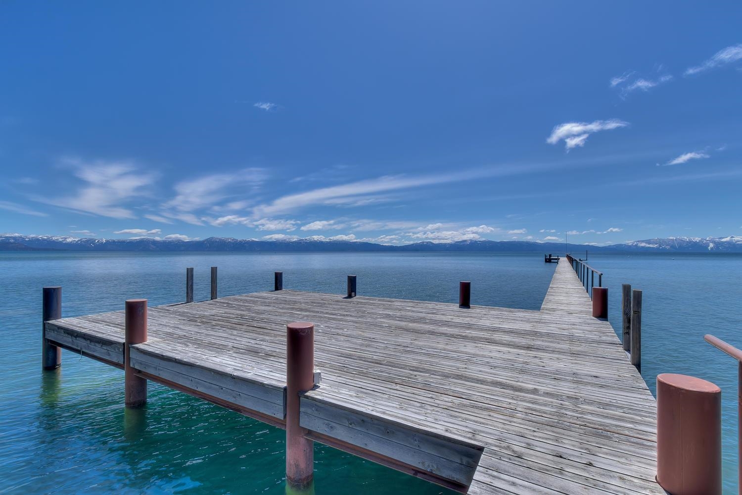 Tahoe City, California 96145, United States, 4 Bedrooms Bedrooms, ,3 BathroomsBathrooms,Residential,Active,56380