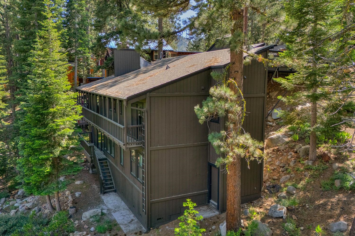 126 Tiger Tail Road