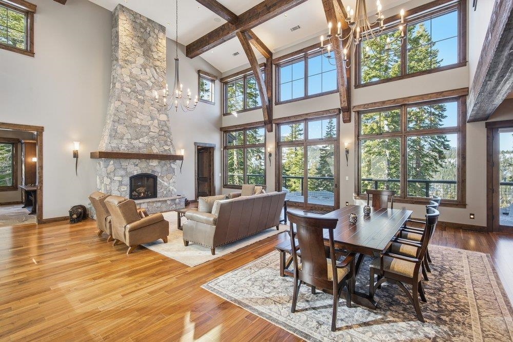 381 Sierra Crest Trail