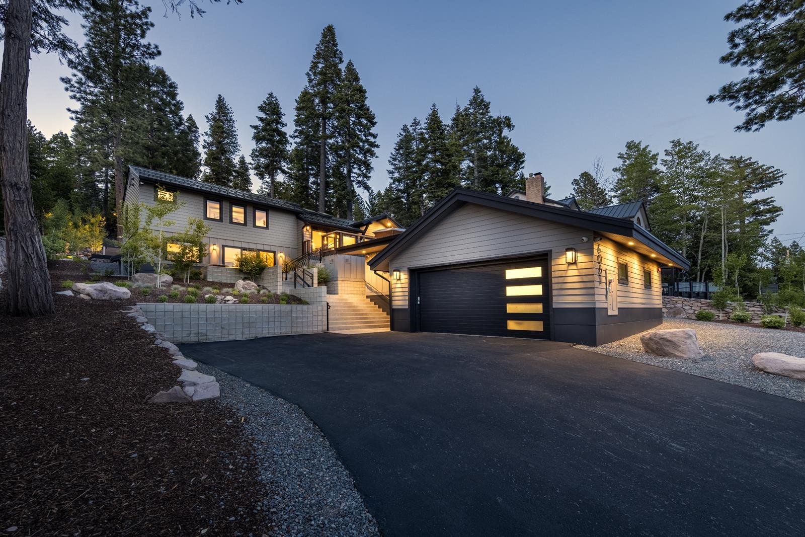 6061 North Lake Boulevard