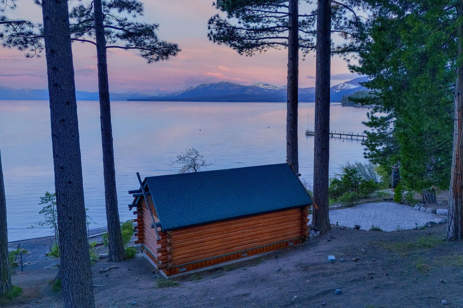 1350 West Lake Boulevard